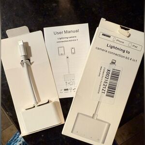 Lightening SD Card Reader for iPhones with Lightening Charging Port Used Twice